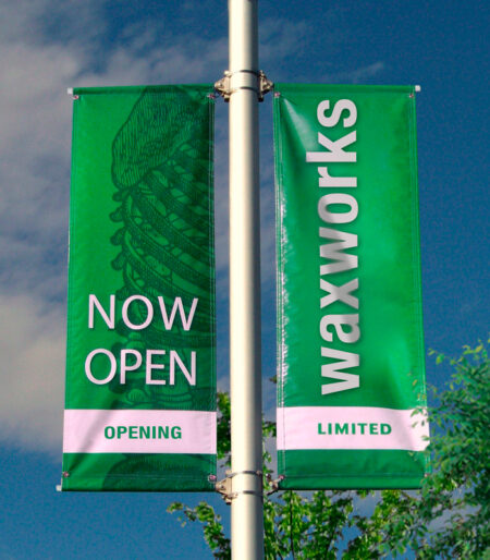 Banderola de publicidad en Farolas