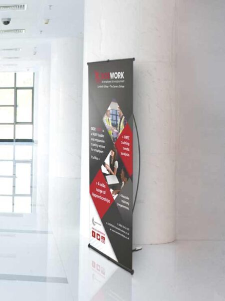 L-Banner modelo Navas