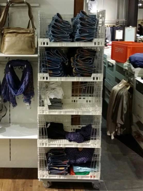 Caja de plástico plegable transparente grande ejemplo