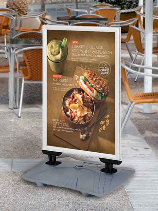 Marco publicitario ancho gris