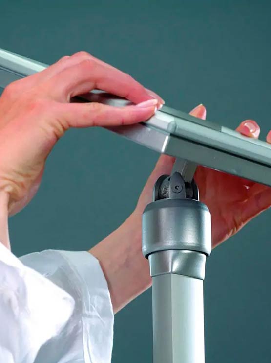 Porta Menús ajustable montaje marco