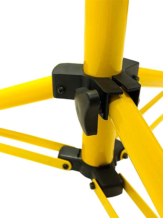 Trípode telescópico para focos LED de exterior detalle pie